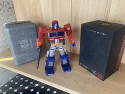 Robot Optimus Prime is your childhood dream come true!